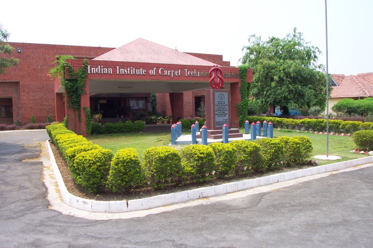 Indian Institute of Carpet Technology, Bhadohi